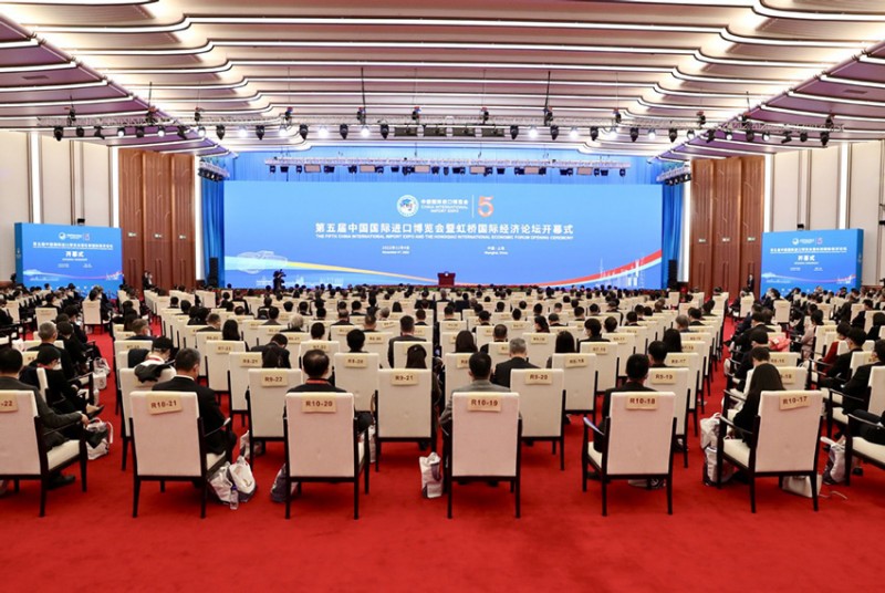 Hơn 100 doanh nghiệp Việt Nam tham gia Hội chợ Nhập khẩu quốc tế Trung Quốc lần thứ 5